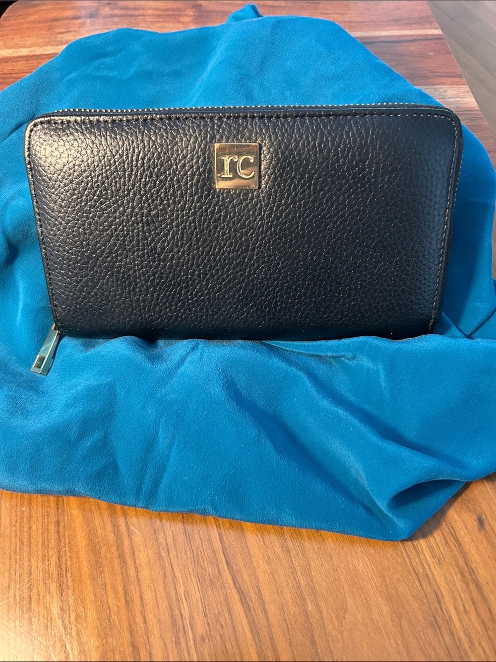 Rachel Cruz Zip Around Black Leather Wallet